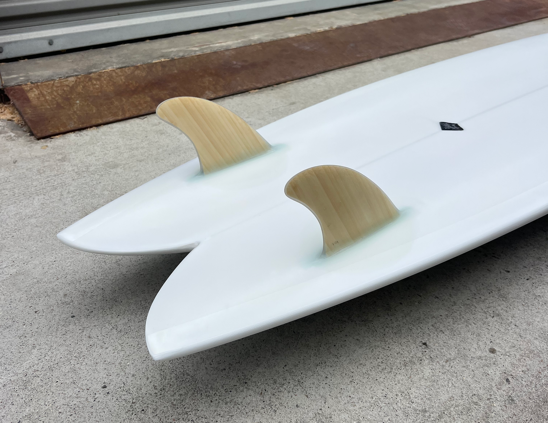 xenosurfboard フレックステール　フィッシュ Josh-Hall-nozzle.png?v=