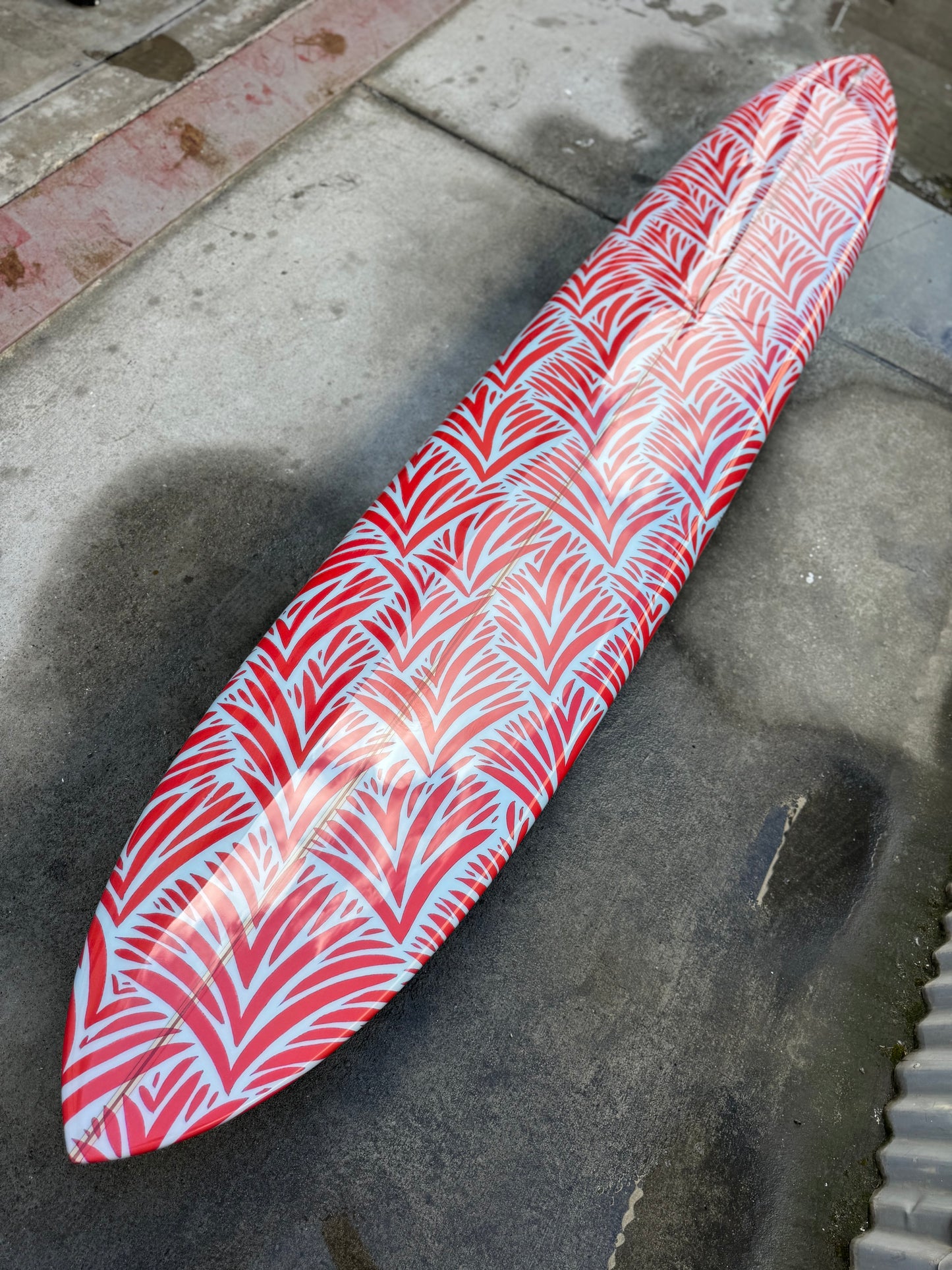 10'10" Le Sliviar with original art by Thomas Campbell